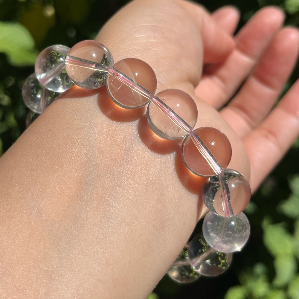 13.5mm high clarity Madagascar rose quartz bracelet - Picture 11 of 11
